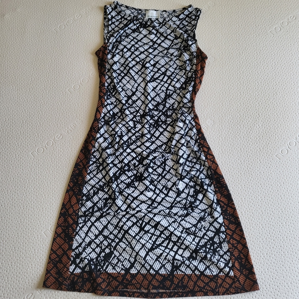 NWOT Donna Moegan Black/White Dress Size 6